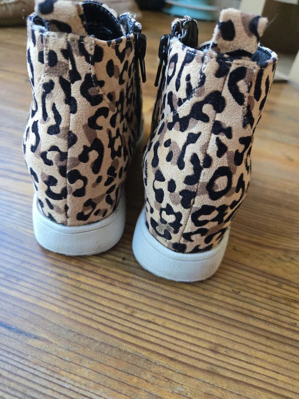 Mia Kids Leopard Print High-Top Boots, Tan/Black Sz. 1, Like New, Back To School